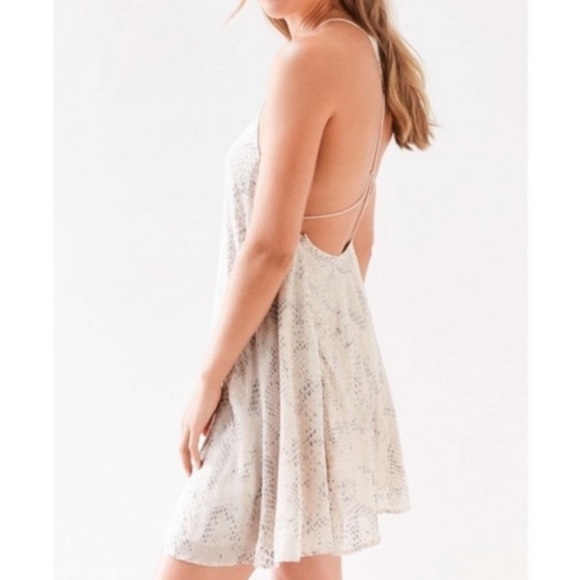 Silence + noise snake print velvet dress - Picture 2 of 3